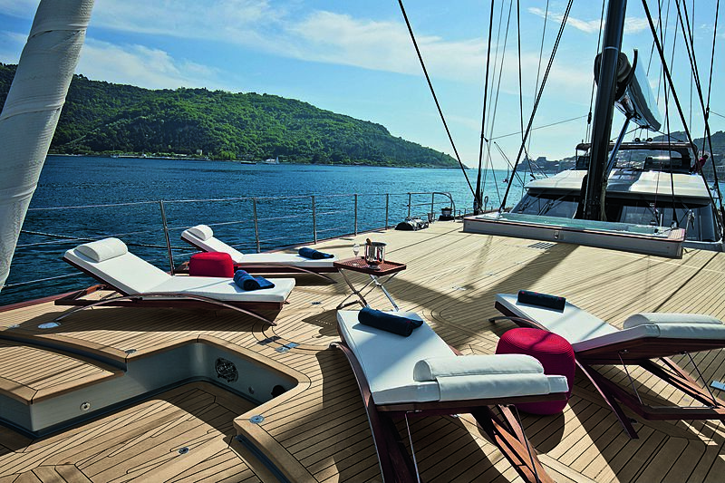 Perseus 3 yacht deck