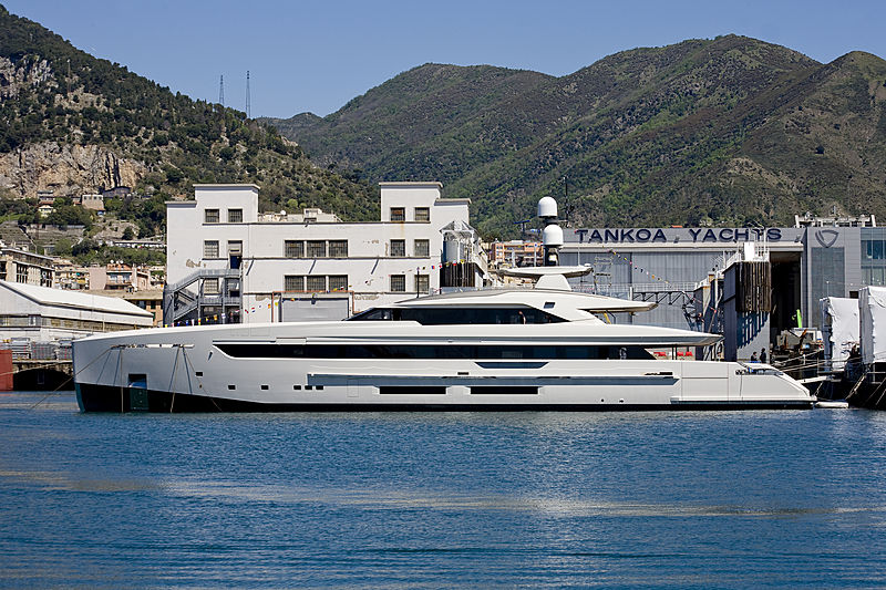 Bintador yacht launch