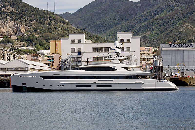 Bintador yacht launch