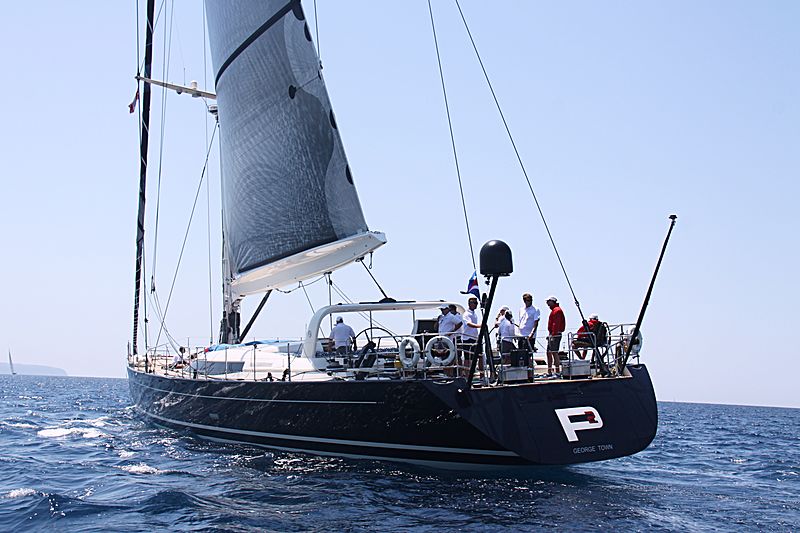 P2 yacht sailing