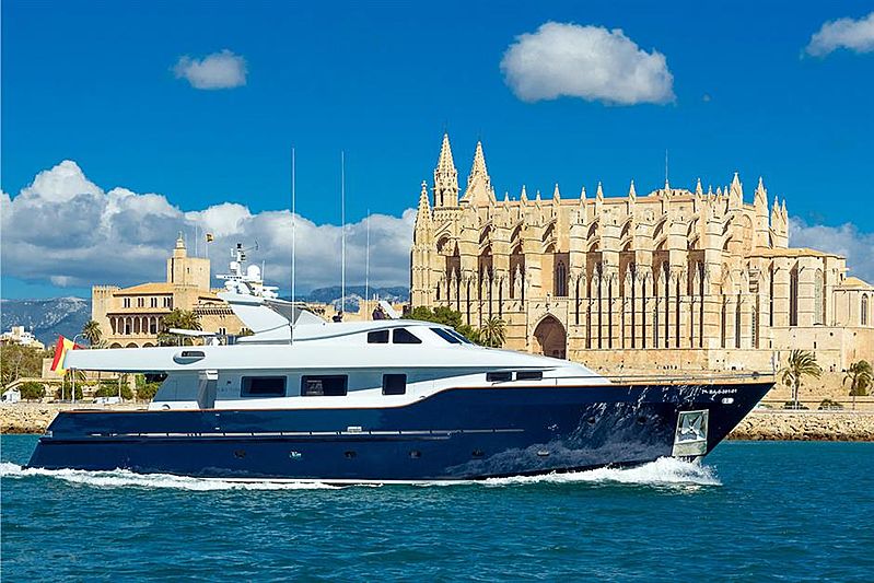 Virgen del Mar V yacht off Palma