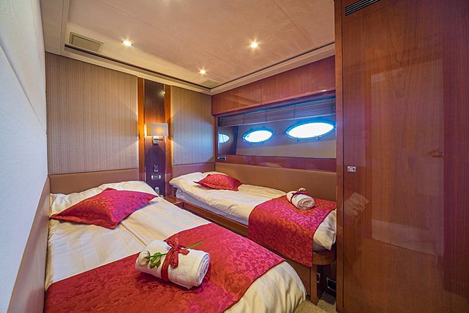 66° ABOVE yacht stateroom