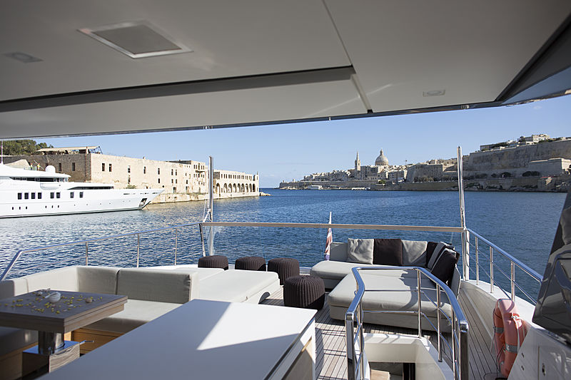 GB2 yacht deck