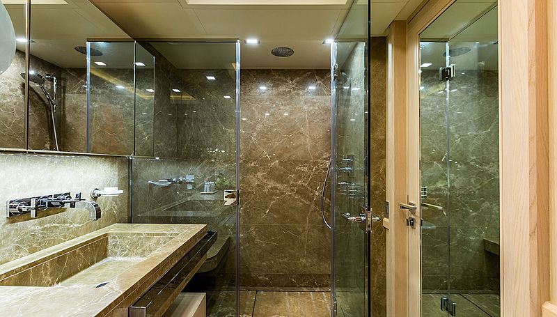 Avant Garde 2 yacht bathroom