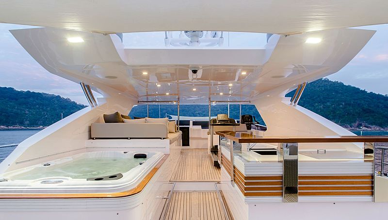 Mykonos yacht sundeck