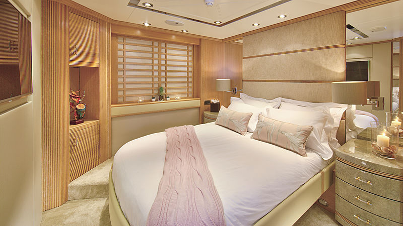 La Mascarade yacht stateroom