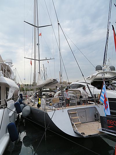 Attimo yacht in Barcelona