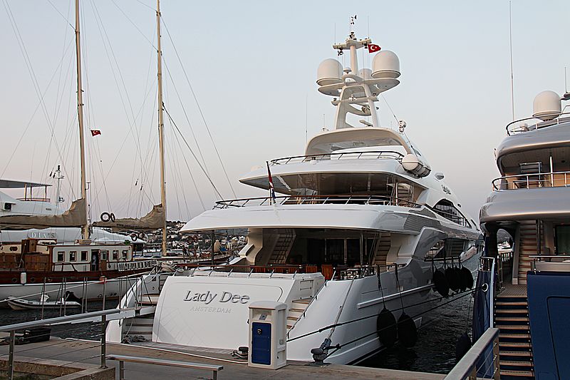 Lady Dee yacht in Palmarina