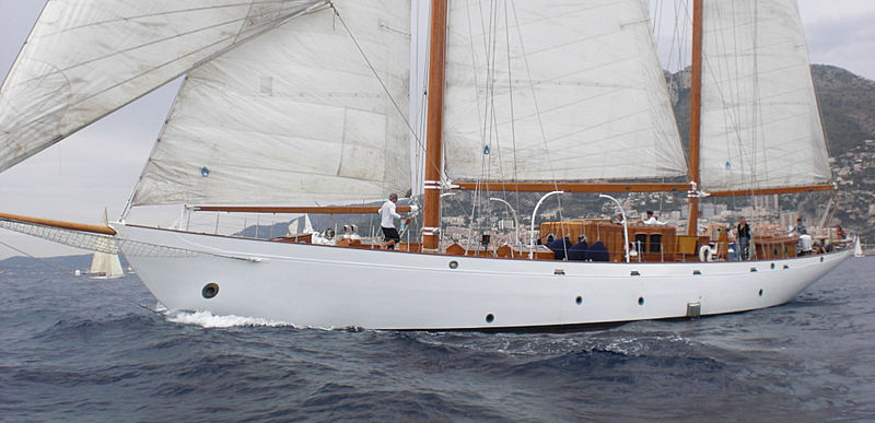 Aries yacht sailing