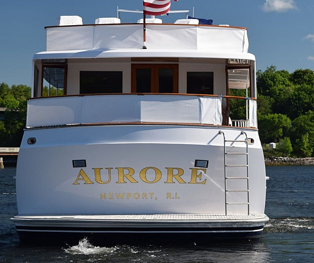 Aurore yacht stern
