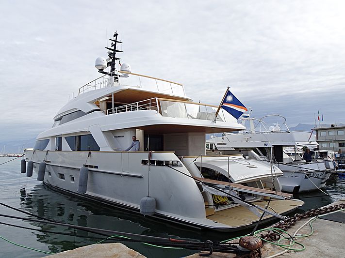 O yacht in Viareggio