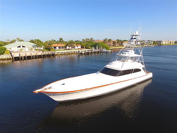 III Amigos yacht