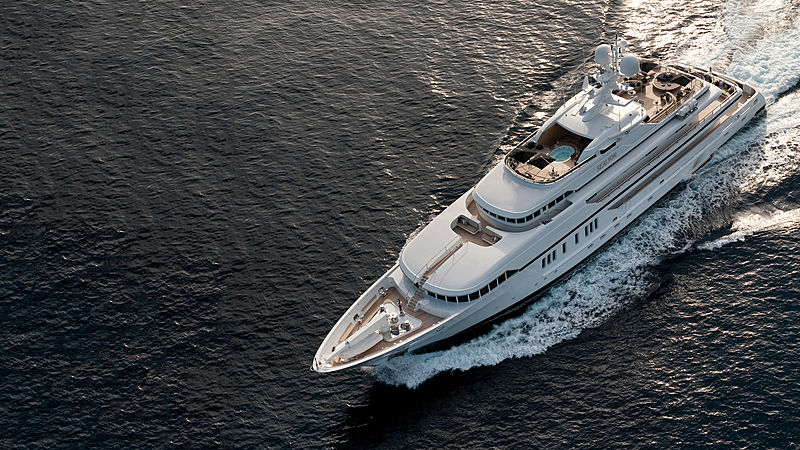Sealyon yacht cruising