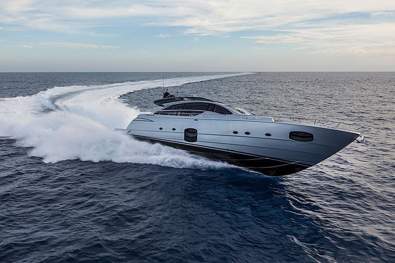 Mo Town yacht