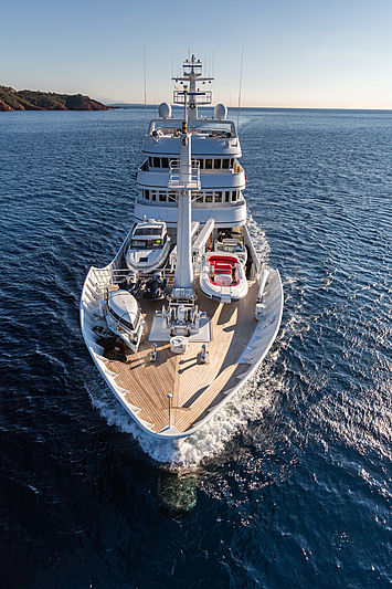 Grand Rusalina yacht cruising