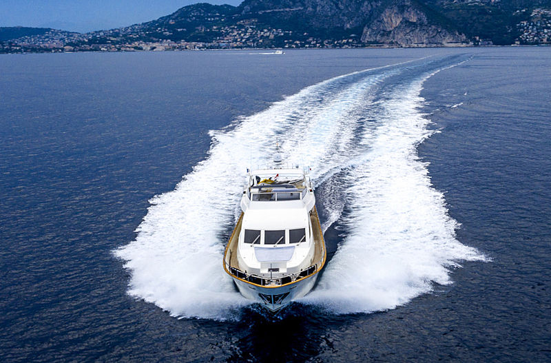 Ace1 yacht cruising
