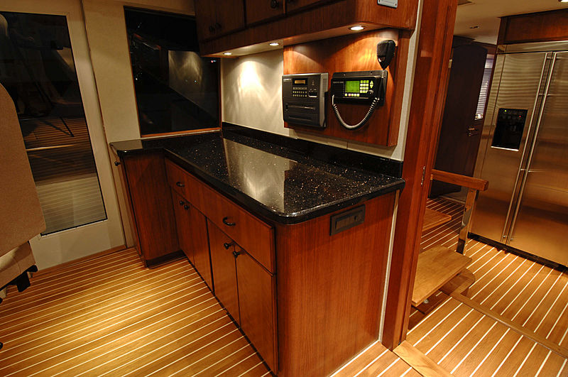 Lady O yacht crew quarter