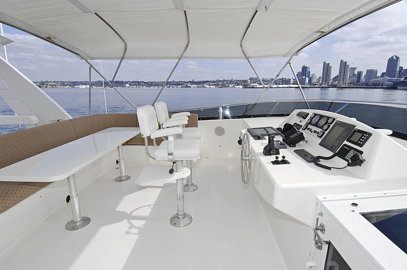 Lady O yacht bridge