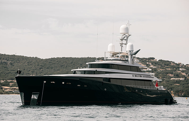Kiss yacht in Saint-Tropez