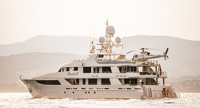 Boardwalk yacht in Saint-Tropez