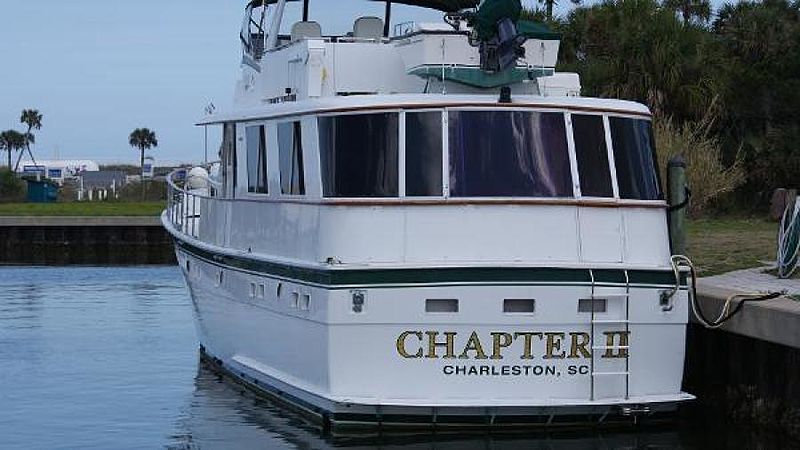 Chapter II yacht stern