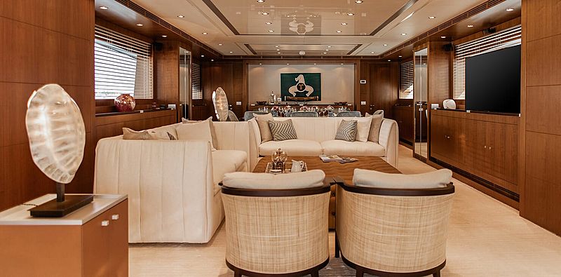 Babousha yacht saloon