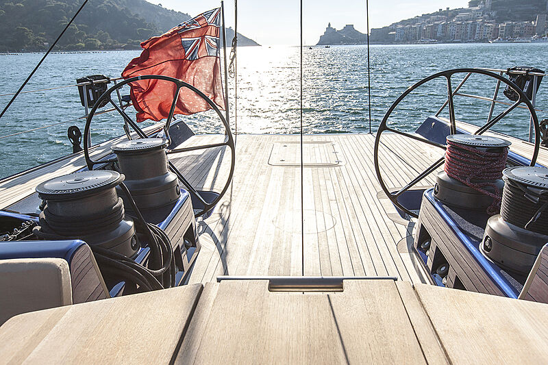 Inti Cube yacht deck