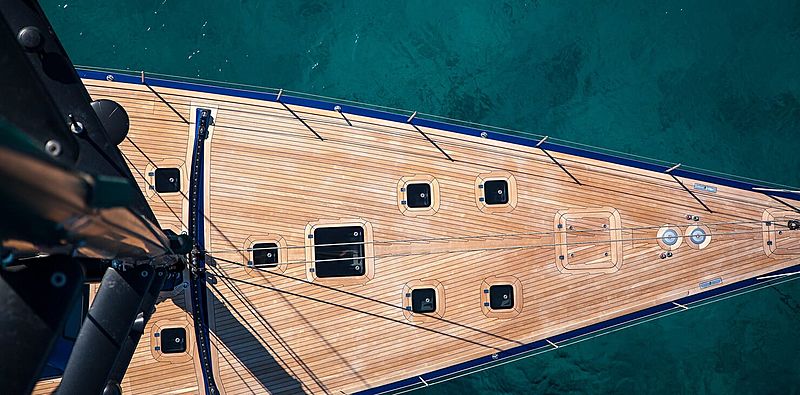 Inti Cube yacht deck