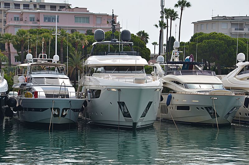 Frangelo yacht in Port Canto