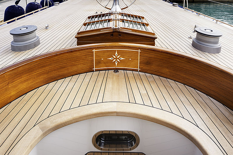 Photo Endeavour yacht deck SuperYacht Times