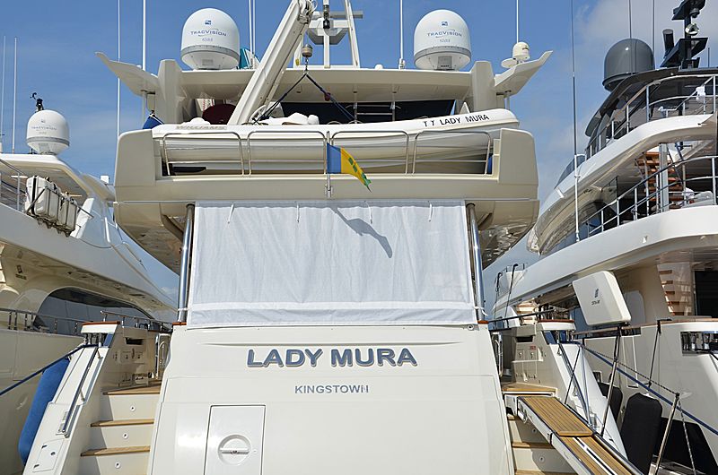 Lady Mura yacht in port Canto