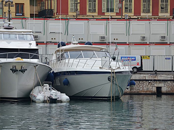 Malu yacht in Nice