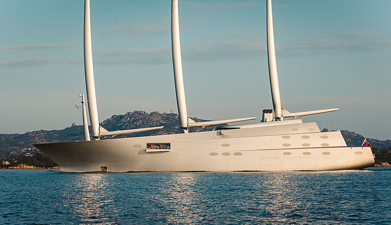 SY A yacht cruising off Cala di Volpe