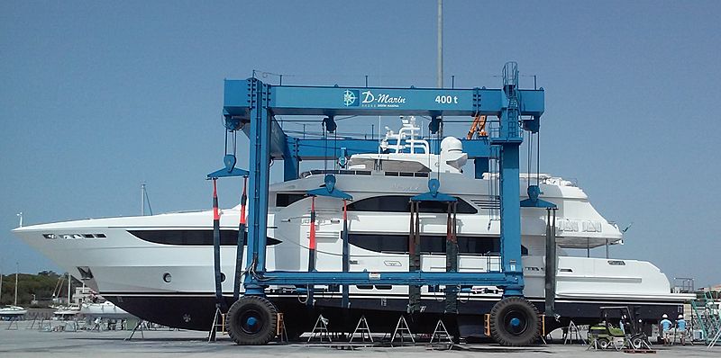 Sky Marine yacht refit