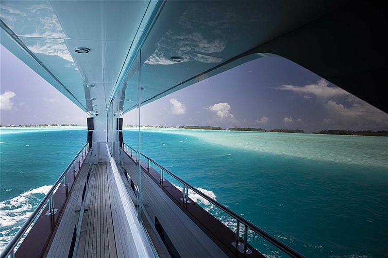 Playpen yacht Deck