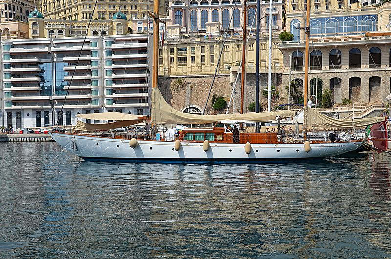 Wayfarer of London yacht in Monaco