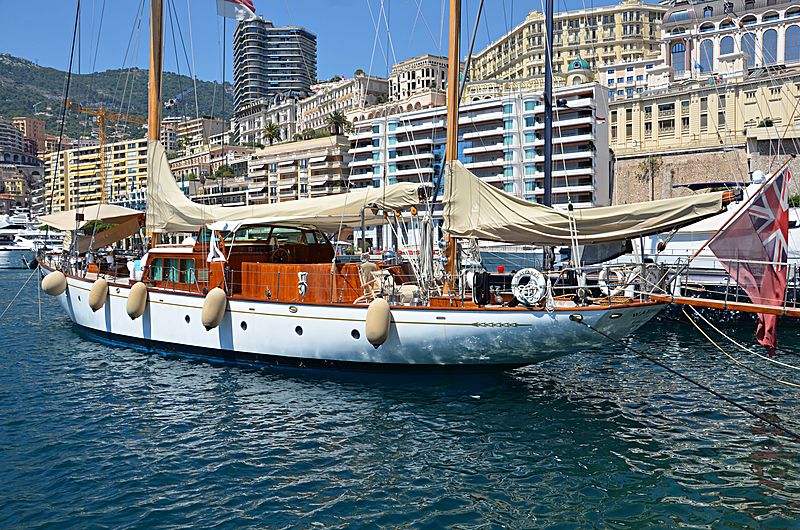Wayfarer of London yacht in Monaco